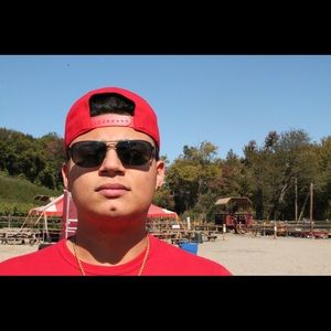 Meet your Posher, June